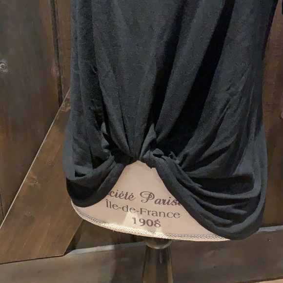 Fanshawe College front knot black t-shirt - Picture 3 of 9